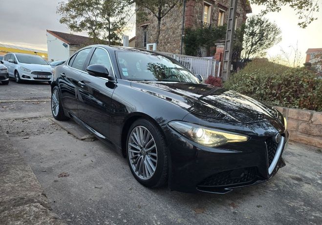 Alfa romeo Giulia 2.2l 180ch Lusso AT8 GARANTIE Noir de 2017