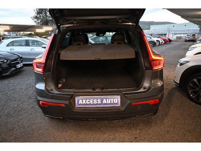 Volvo XC40 D4 AWD AdBlue 190 ch Geartronic 8 R-Desi Gris de 2018