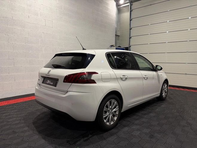 Peugeot 308 GENERATION-II 1.2 110 STYLE / COURROIE N Blanc de 2019