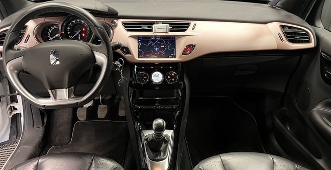 Citroen DS3 1.2 puretech 130 givenchy start-stop car Blanc de 2017