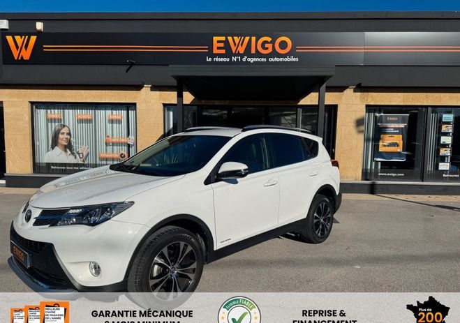 Toyota RAV 4 RAV-4 2.0 D4D 125ch SPORT EDITION 4X2 PR Blanc de 2015