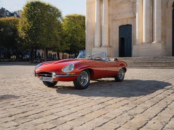 Jaguar E Type