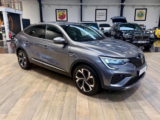 Renault Arkana 1.6 E-TECH Full Hybrid 145 TECHNO 1�re M Gris de 2024