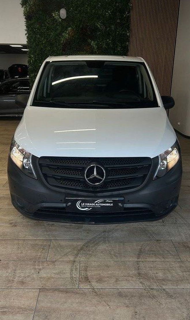 Mercedes Vito FG 114 CDI LONG FIRST PROPULSION 9G-TRON Blanc de 2023