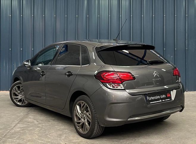 Citroen C4 1.6 HDI 90 - Garantie 1 an - 1 an - Suiv Gris de 2015