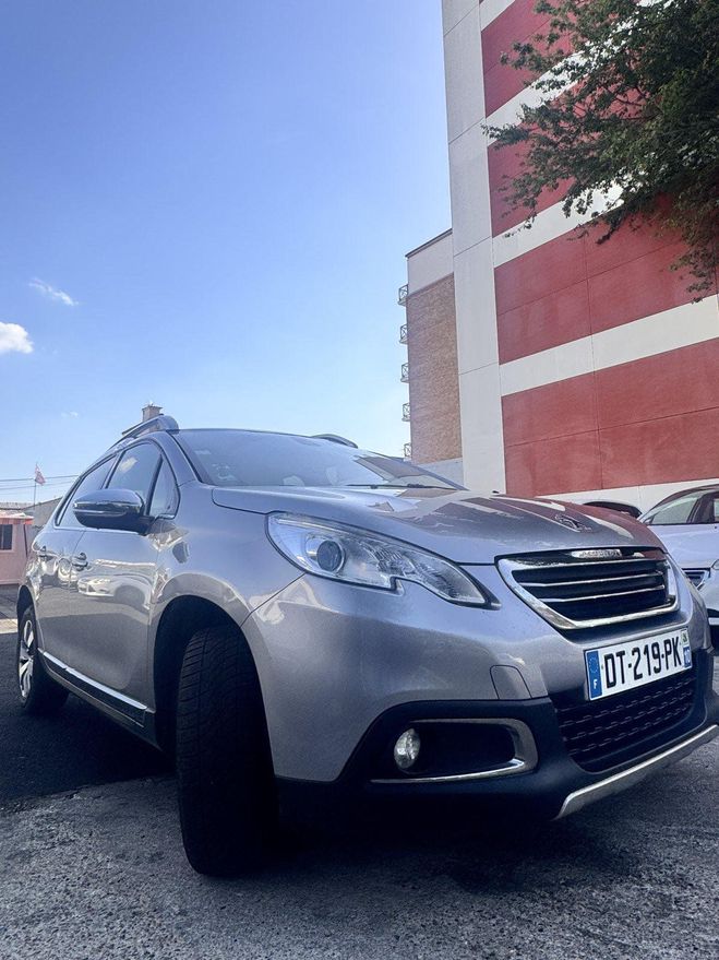 Peugeot 2008 1.6 e-HDi 92 ? Automatique 2015 Gris Clair M�tallis� de 2015