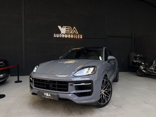 Porsche Cayenne Coup� 3.0 V6 470ch E-HYBRID AUTO Gris Clair de 2023