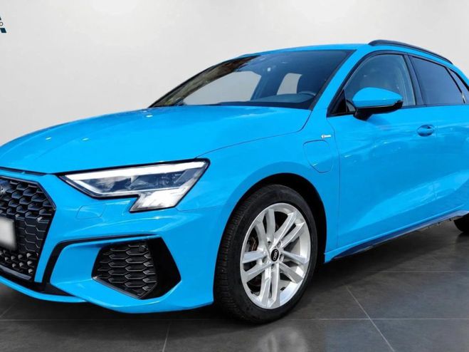 Audi A3 Sportback 40 TFSI e S line ? 204 ch Hybr Bleu de 2021