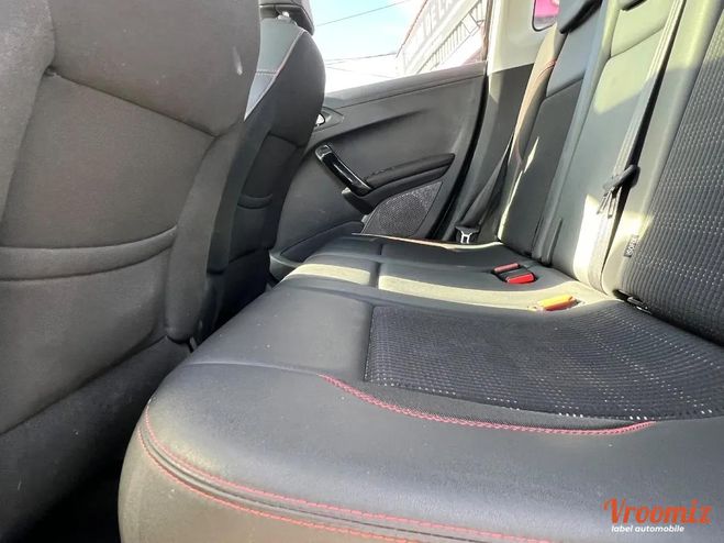 Peugeot 2008 (2) 1.2 L 110 S&S 6CV GT LINE EAT6 BO�TE Gris de 2018