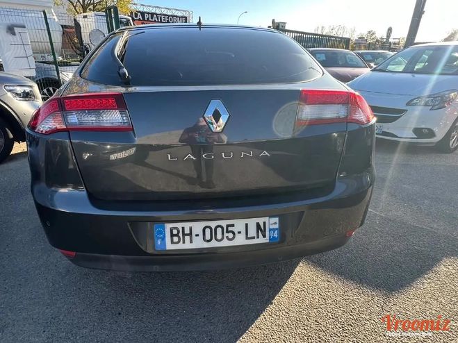 Renault Laguna III (2) 1.5 DCI 110 CHV 109G BLACK EDITI Noir de 2011