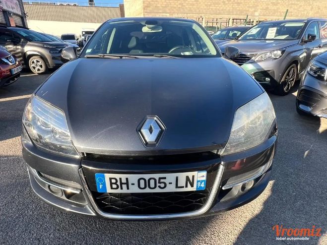 Renault Laguna III (2) 1.5 DCI 110 CHV 109G BLACK EDITI Noir de 2011
