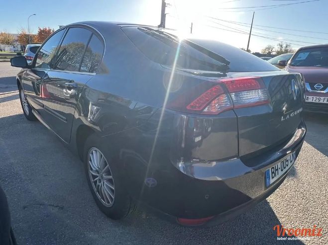 Renault Laguna III (2) 1.5 DCI 110 CHV 109G BLACK EDITI Noir de 2011