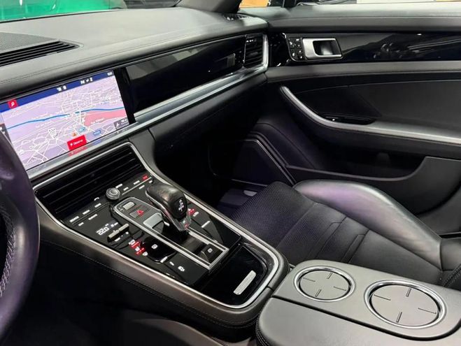 Porsche Panamera 4 V6 330 ch PDK gris de 2019