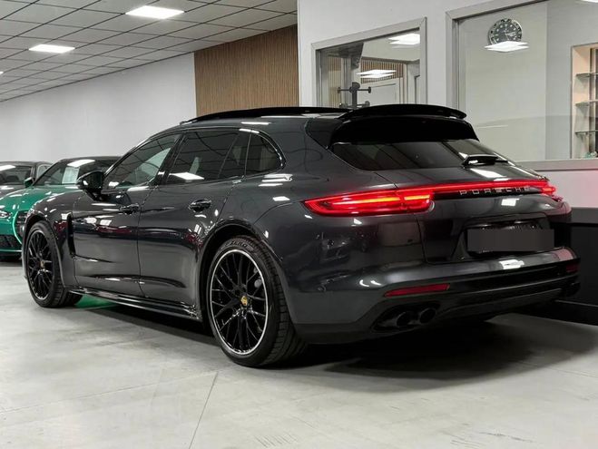 Porsche Panamera 4 V6 330 ch PDK gris de 2019