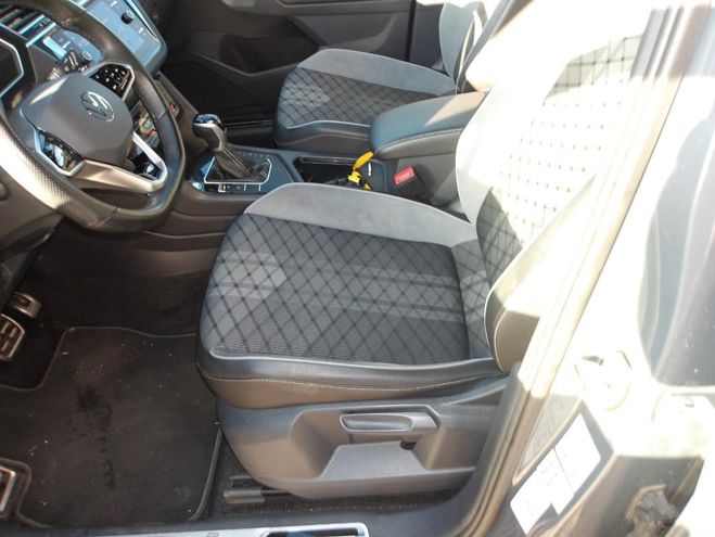 Volkswagen Tiguan R-Line 2.0 150 ch BVA gris de 2023