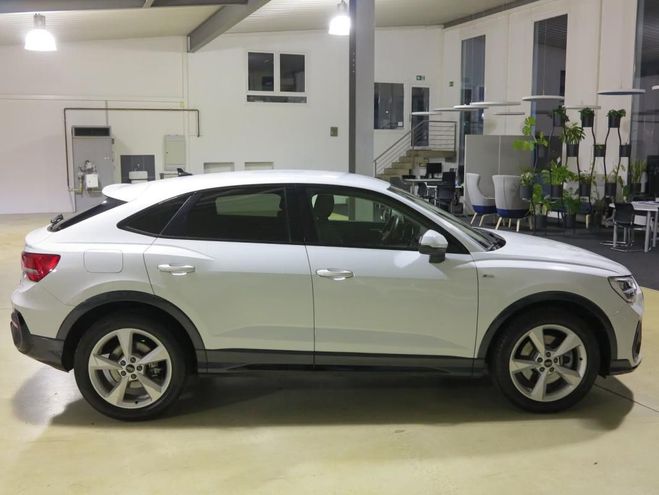 Audi Q3 Sportback 40 TDI 2.0 quattro S line 200  blanc de 2022