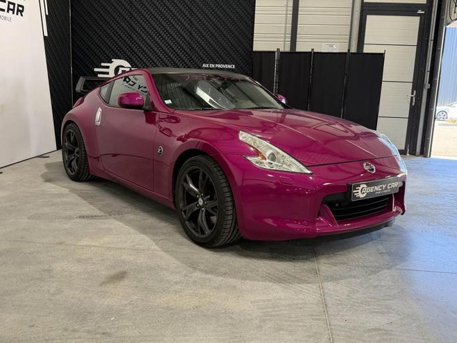 Nissan 370Z Coup� 3.7 V6 - 331 - BVA - FR- ENTRETIEN GRIS FONCE de 2009