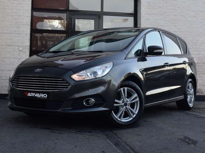 Ford S Max 2.0 TDCi Business Class Navi PDC Garanti Noir M�tallis� de 