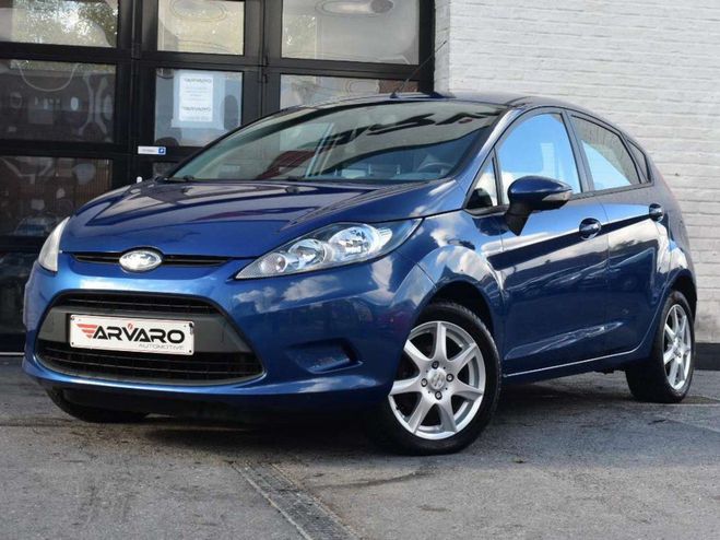 Ford Fiesta 1.25i Titanium Alu Velg Airco Topstaat G Bleu M�tallis� de 