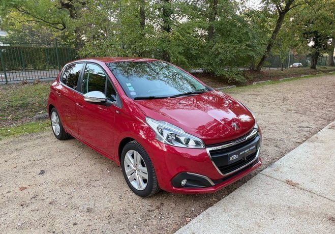 Peugeot 208 Style 1.2 82 CH ? 43 700 km 1�re Main Di Rouge de 2016