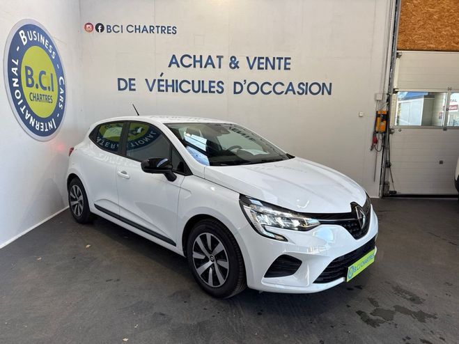 Renault Clio V 1.6 E-TECH HYBRIDE 145CH EQUILIBRE Blanc de 2023