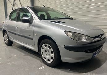 Peugeot 206 Phase II 1.4 Hdi 75 Cv 1 �re Main 5 Port 2005 d'occasion a Saint-Brice-sous-For�t (95)