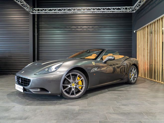 Ferrari California 4.3 V8 460CH DCT7 Gris Silverstone de 2010
