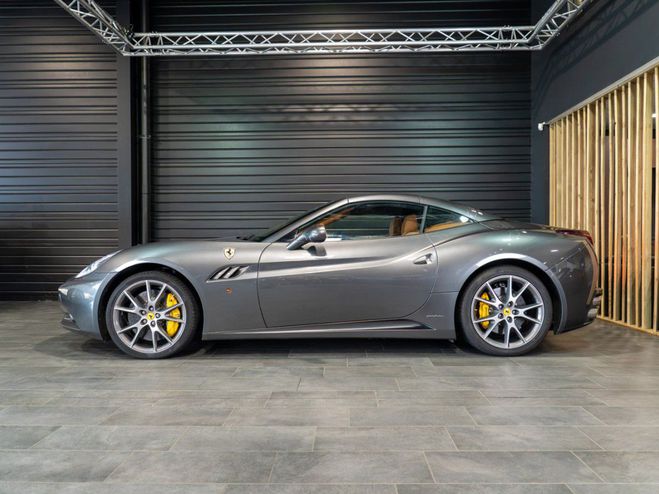 Ferrari California 4.3 V8 460CH DCT7 Gris Silverstone de 2010