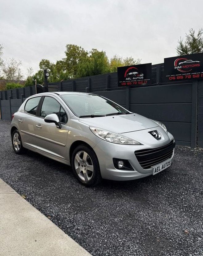 Peugeot 207 1.6 HDi 92 CH Gris de 2010