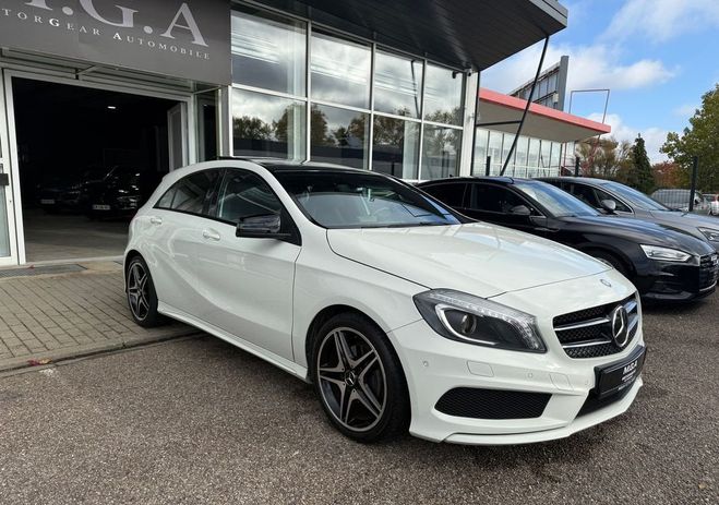 Mercedes Classe A 200 PACK AMG 1.6 ESSENCE 156 ch Blanc de 2013