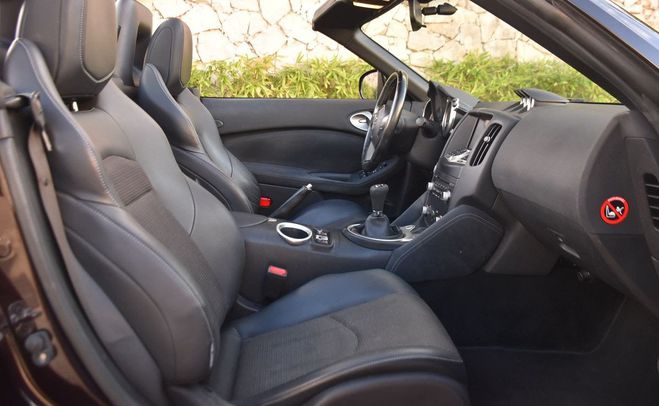Nissan 370Z roadster 3.7 v6 328 pack ? 2e main suivi Noir de 2012
