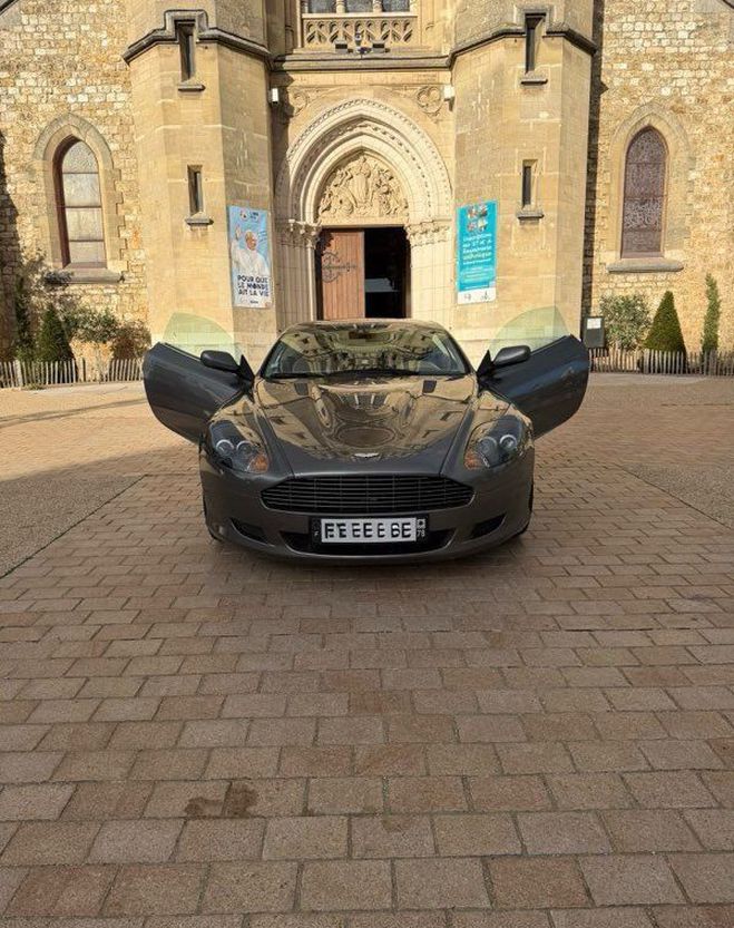 Aston martin DB9 (I) V12 6.0 450 ch 90 000 km Gris de 2004