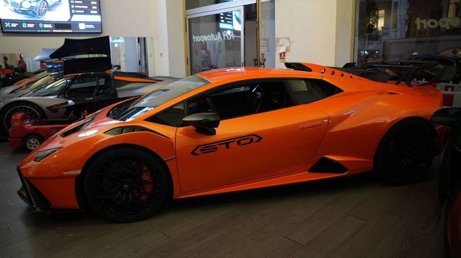 Lamborghini Huracan STO Orange de 2023