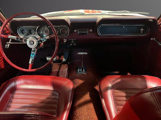 Ford Mustang 2 2 FASTBACK VOEU Blanc de 1966