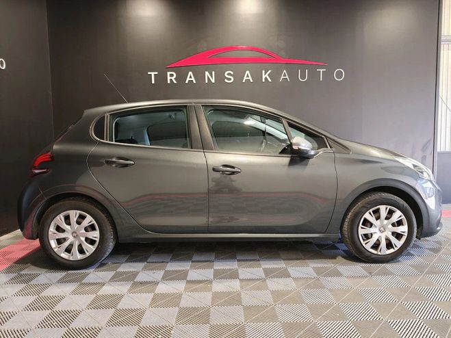 Peugeot 208 1.2 VTi 82 ch ACTIVE Gris de 2017