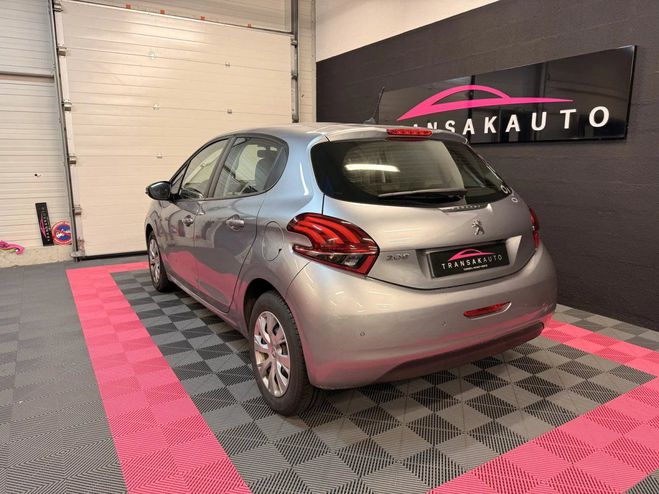 Peugeot 208 1.5 BLUEHDI 100 CH ALLURE BUSINESS CarPl Gris de 2019
