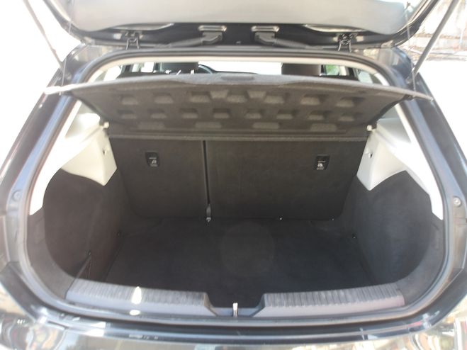 Seat Leon 1.6 TDI 105CH FAP STYLE START&STOP NOIR de 2013
