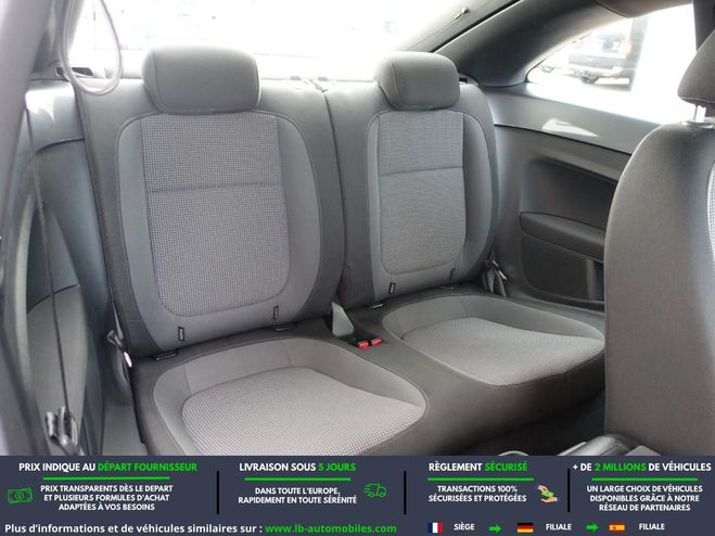 Volkswagen Beetle Beetle Gris M�tallique de 2012