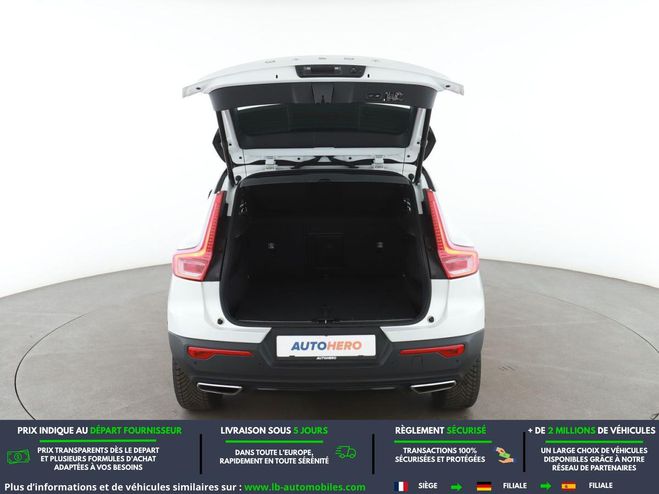 Volvo XC40 D4 AWD  190 ch BVA Blanc de 2019