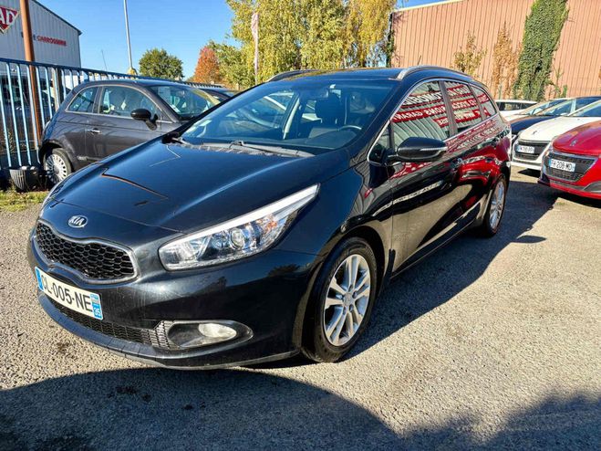 Kia Ceed D 1.6 CRDI Noir M�tallis� de 2012